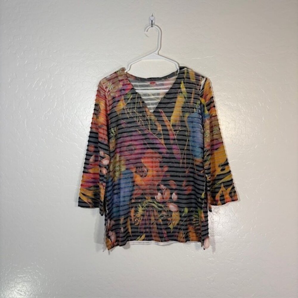 Before and Again Top Womens Medium Banda Layered Floral Art Shirt BOHO Sundance